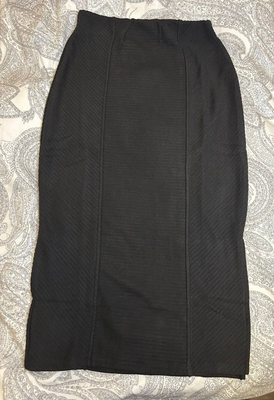 Band of The Free Size Small Renee black midi pencil skirt